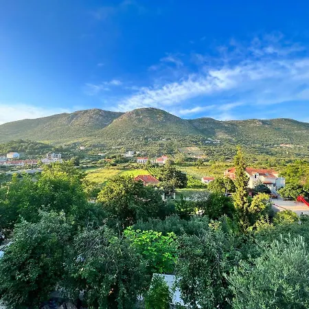 Jelena 4 Apartmán *