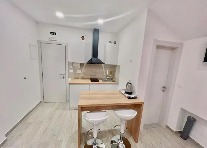 Jelena 4 Apartmán *